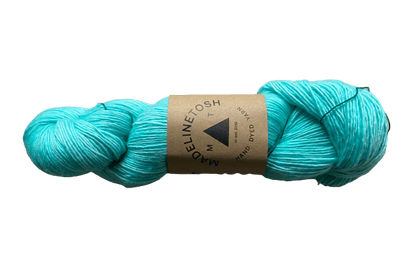 Madelinetosh Madelinetosh Tosh Merino Light Farben A - H Button Jar Blue